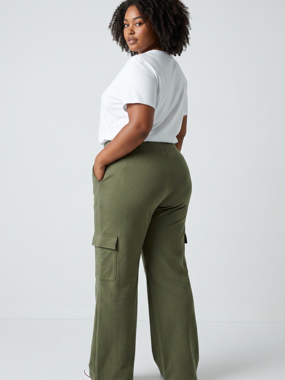 Women with Control - NEW - Olive Green Wide Leg Cargo Pants - Picture 4 of 4